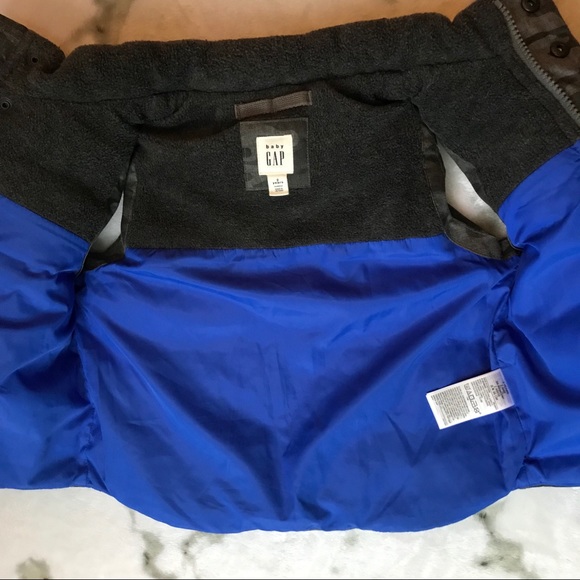 GAP Camo Puffer Vest - Picture 3 of 4